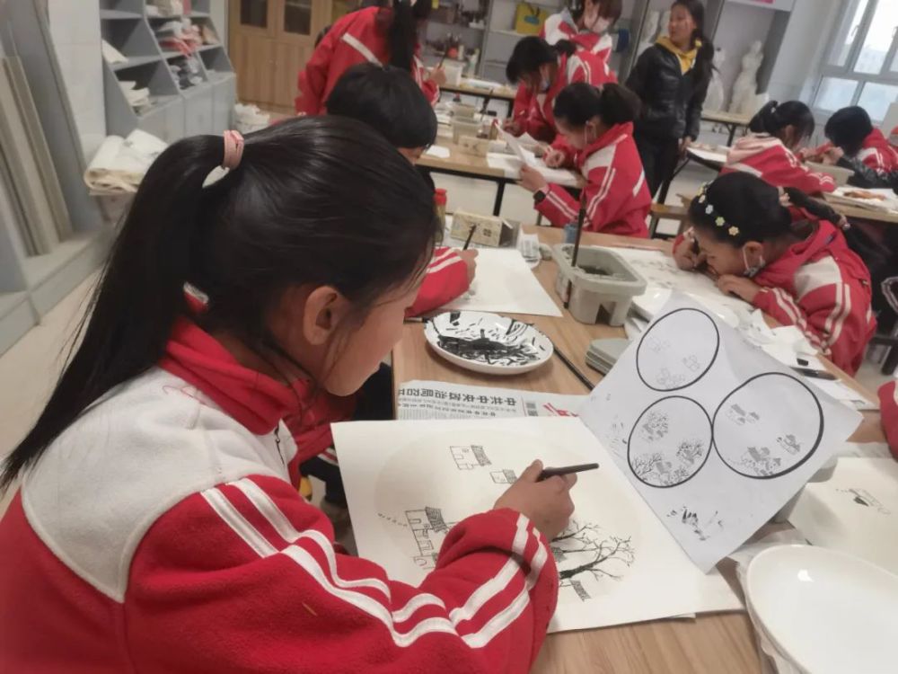 课堂上的学生搞笑短剧