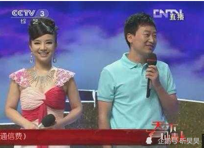 盲人歌手刘赛:星光大道成名,丈夫愿为她捐眼睛,她现在