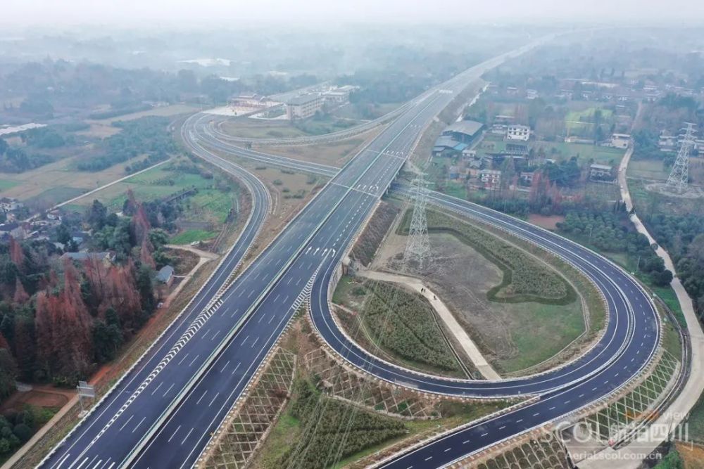 高速(成都经济区环线高速公路)北段,本次即将通车的德阳至都江堰高速
