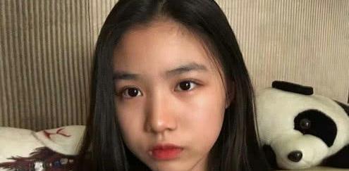 汪峰15岁大女儿汪曼熙近照变模样有章子怡当后妈真好