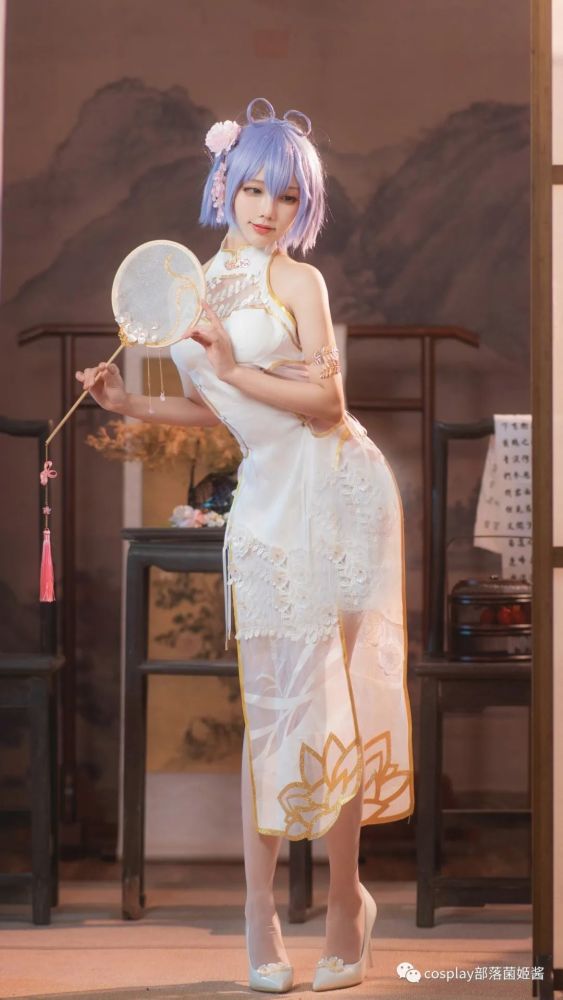 cos:旗袍洛天依cos正片@阿璇学妹