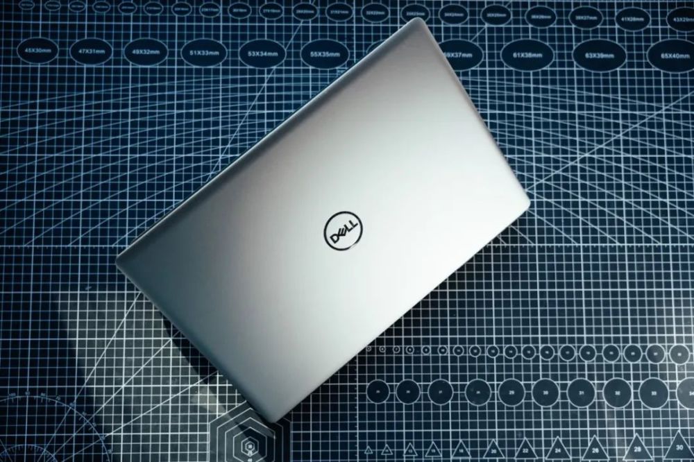 戴尔precision7560移动工作站评测配置登封造极噪音静若处子
