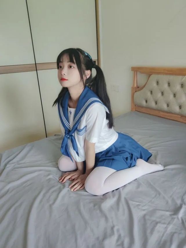 jk制服 双马尾美少女