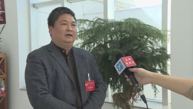 "县人大代表 吴福忠"作为人大代表,我将充分履行职责,深入云霄社会