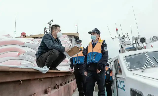 「最美基层民警」何春晖:守护生命的"警服蓝"