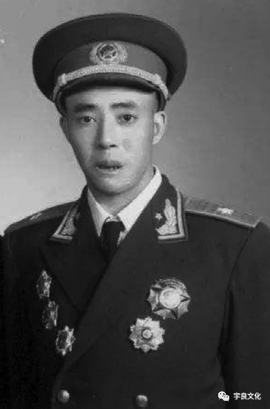 马辉(1915.12—1998.4.19,中华人民共和国开国少将,江西永新人.