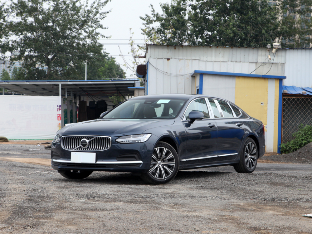 2022款沃尔沃s90新能源汽车 颜值高,奢华内饰,全新汽车体验