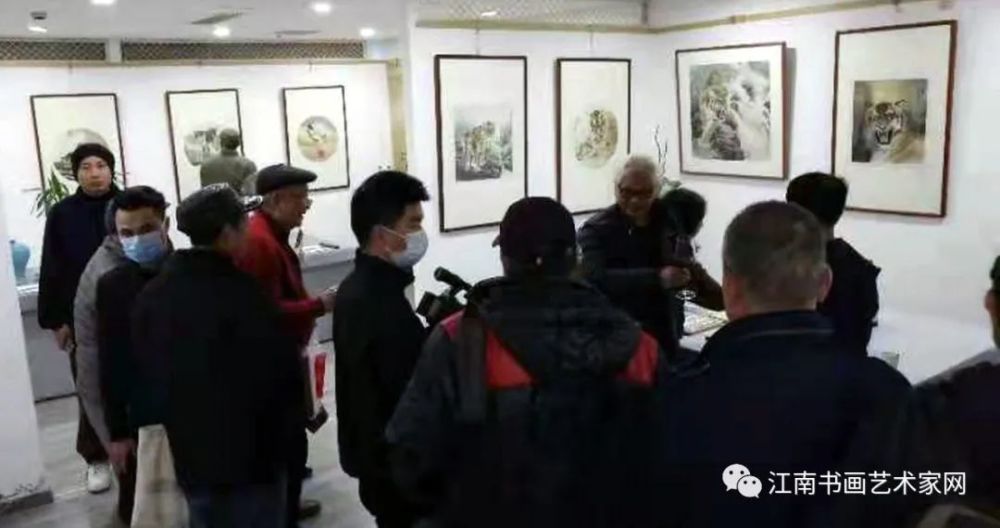 王者之风黄玉琳寅年画虎展昨日在杭举行