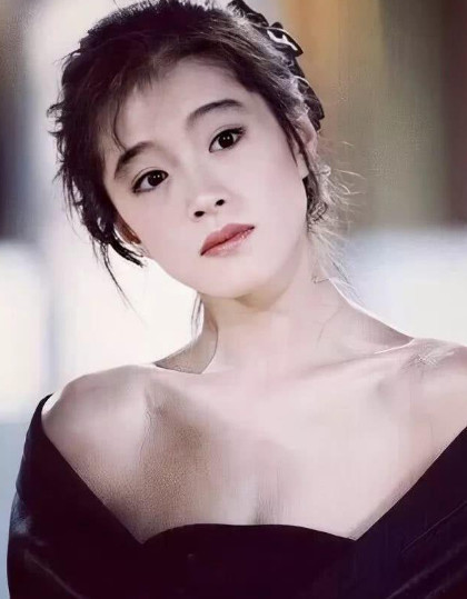 日本昭和时代的美人像不会落幕的夕阳各有特色拥有明艳的脸庞