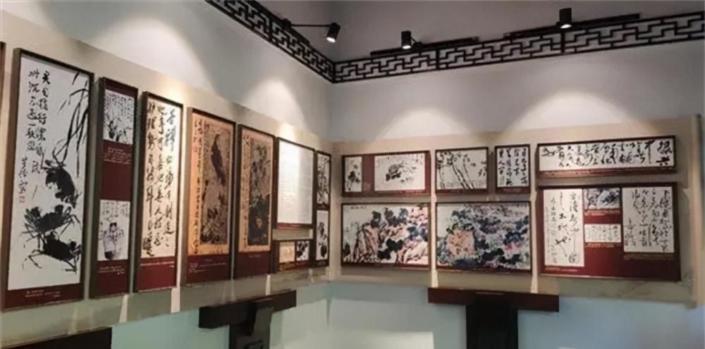 李苦禅作品展张若谷没有丝毫的不耐烦,而是对凌嵋琳耐心安抚.