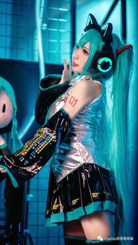 cos:初音未来cos正片@桃之啾啾