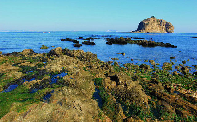 辽宁一景点三面环海风景优美样子奇特名字更奇特为避暑胜地