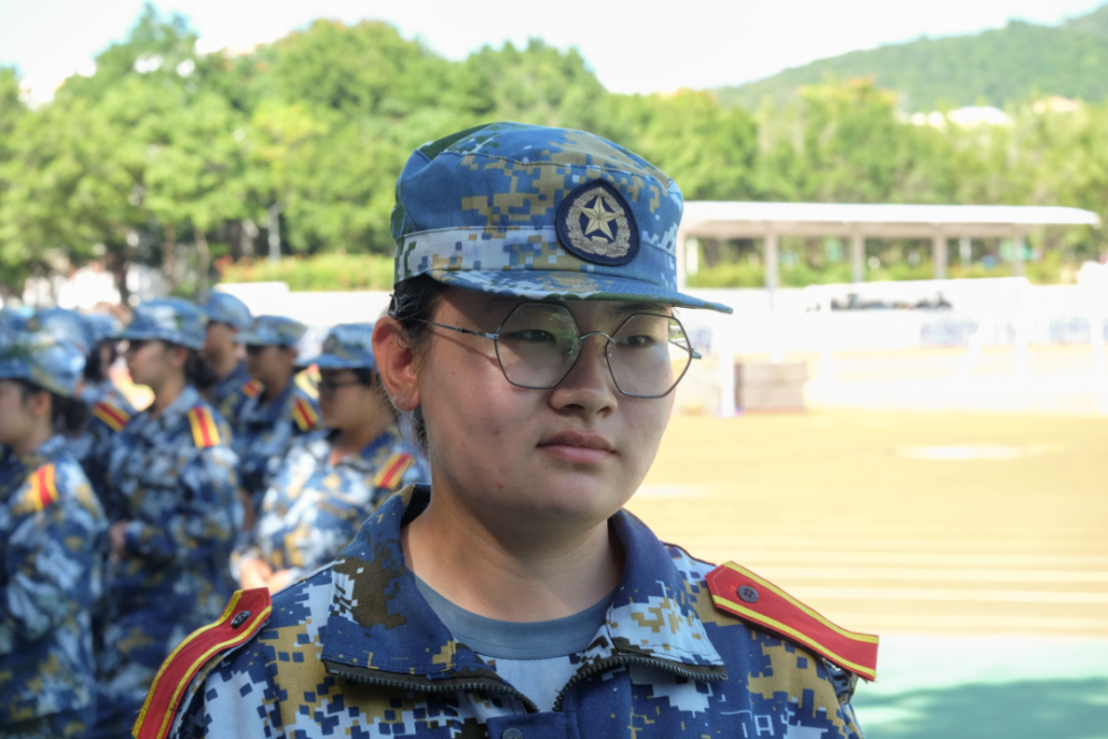 爸妈我在三亚学院挺好的