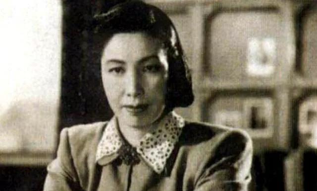 1938年,李德在延安和大明星李丽莲结婚,为何1年后就离