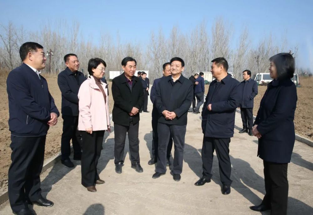 市人大常委会副主任王吉敏带领观摩团到我县就汾河流域(运城段)生态