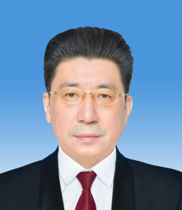 河源市长何国森▲韶关市长陈少荣▲佛山市长白涛▲ 汕头市长曾风保