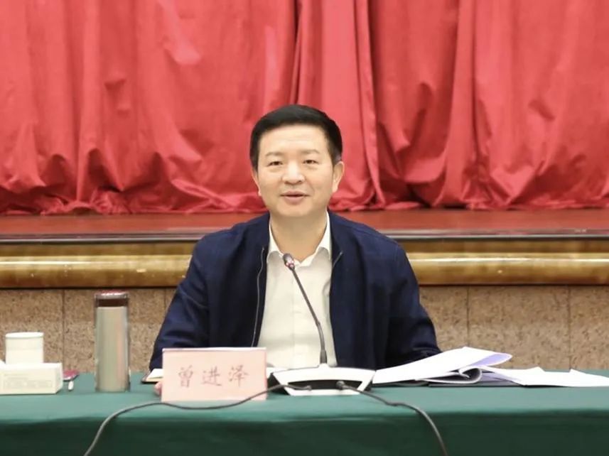 湛江市长曾进泽
