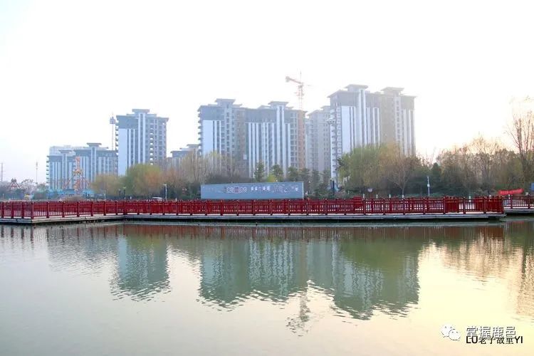 劝君莫到上清湖此地美景能醉人