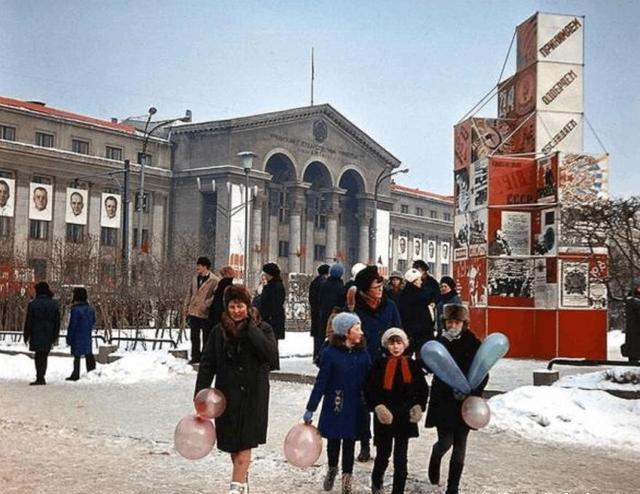 在70年代的南斯拉夫整个经济的发展已经非常完善,工业发达,农业完善