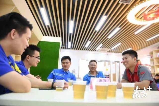圳治2021榜单候选案例｜打造蛇口“暖蜂一条街”，凝聚新兴业态新成员_腾讯新闻