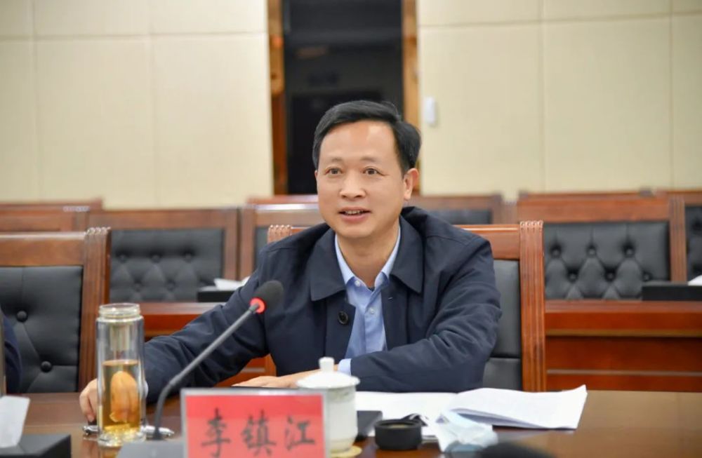 李镇江率湘阴党政代表团赴平江考察