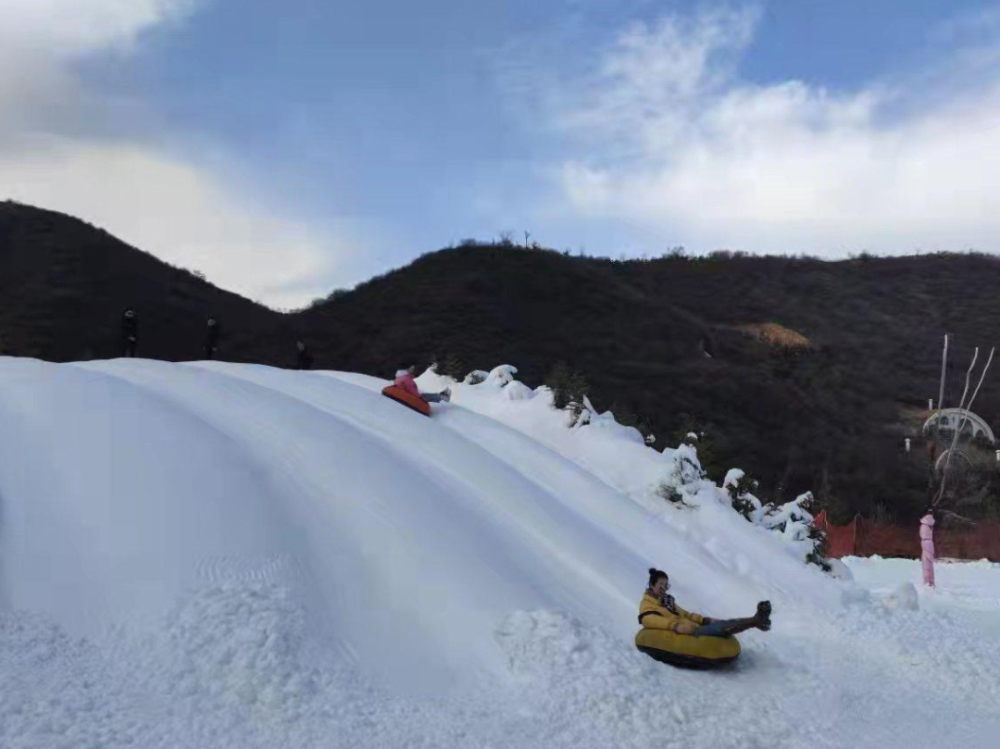 海寨沟滑雪场开滑啦一起来看看今日雪场盛况