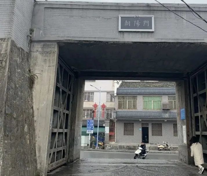 陕西安康金川门水西门朝阳门什么情况门被拆了是在做什么
