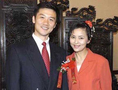 离婚一段时间以后,现任老公许云帆对何音一见钟情,展开了猛烈的追求