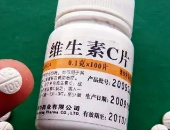 的人群如:●长期患疟疾的人容易导致叶酸缺乏,需要补充叶酸(维生素b9)