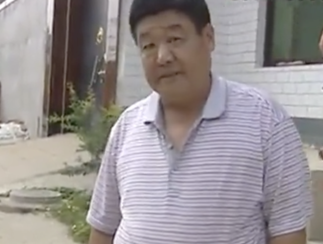 河北女村霸,扇村民耳光,殴打记者,最终被判20年,罚款15万