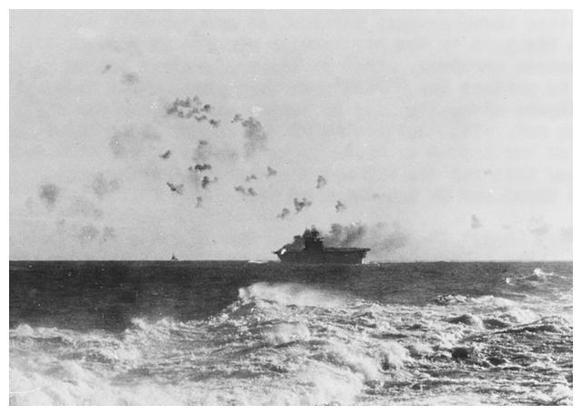 第二次东所罗门海战美日航母再次对决这次日本又被击沉航母