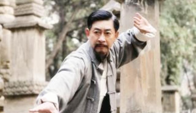 这本书迅速地畅销到全国各地,让李三成为一名人人称道的侠盗.