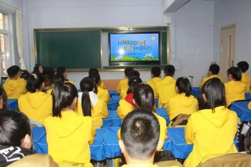 开原八中将继续加强法制宣传教育,为每一位学生的健康成长营造风清气