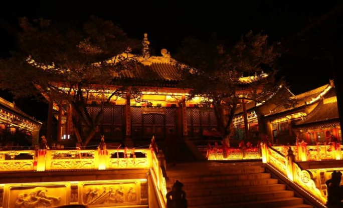 五台山最美寺庙广化寺之绝美夜景