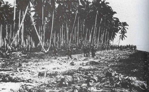 为何瓜岛战役是日军的噩梦?士兵饿到吃自己人,1万人被