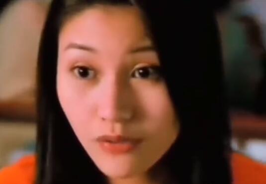 29岁的时候,李嘉欣出演了《黑马王子.