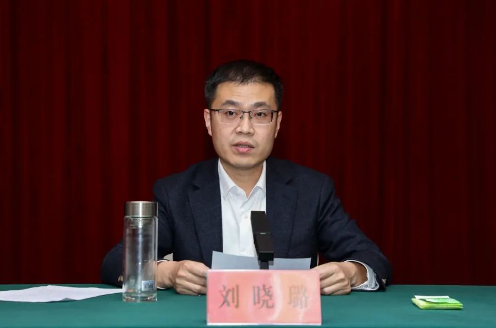 刘晓璐,男,汉族,1984年9月生,在职研究生,公共管理硕士,中共党员.