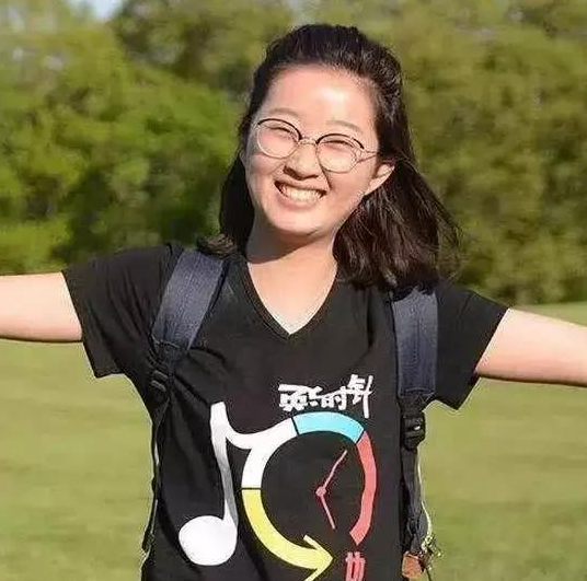 北大章莹颖遇害四年后父亲患病母亲日思夜想男友为她完成遗愿