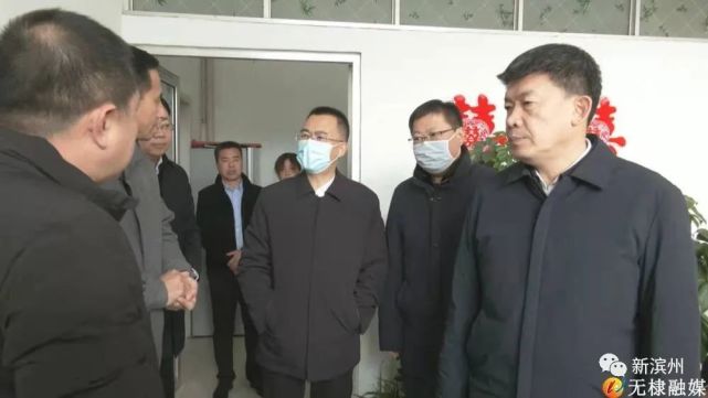 吕明涛,张谦先后来到刘书忠,赵怀臣,曲克祥,杨秉海四位老干部家中,与