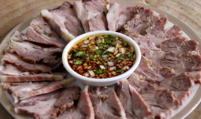 做白切羊肉时用什么料用这3个料就够了羊肉鲜嫩味道香