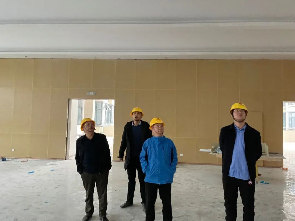 肖长华前往市政公用生态农业示范园研发大楼项目检查指导