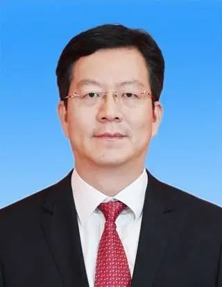 阳江市新一届市委领导班子集体亮相
