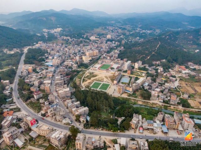 松旺镇简介松旺镇,地处博白县城南部,距县城50千米