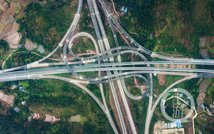 重庆这三条高速公路集中通车