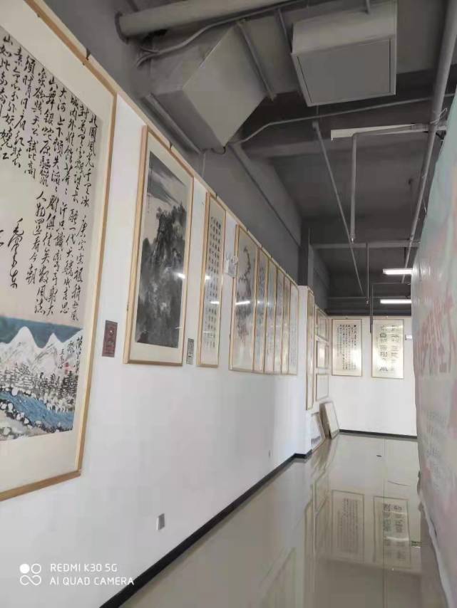 喜迎党的二十大大型精品书画展启帷