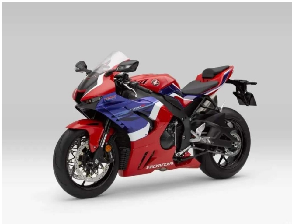 本田火刃cbr1000rrr手刃一切跑车