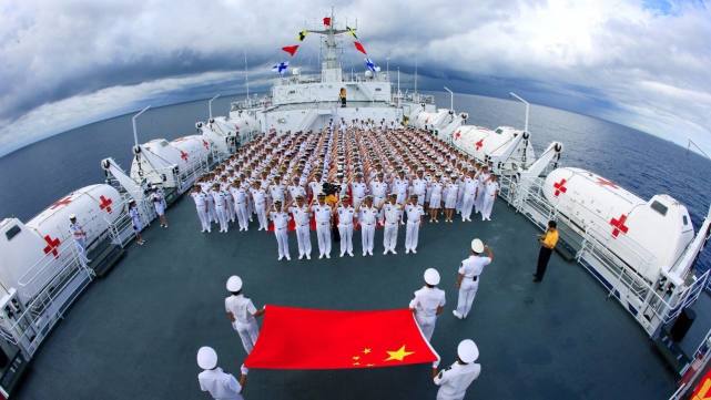 盘点2021中国海军高光时刻曾逼近美国领土震慑台独