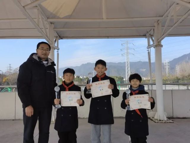 桐庐县文正小学首届"三正杯"班级篮球联赛纪实