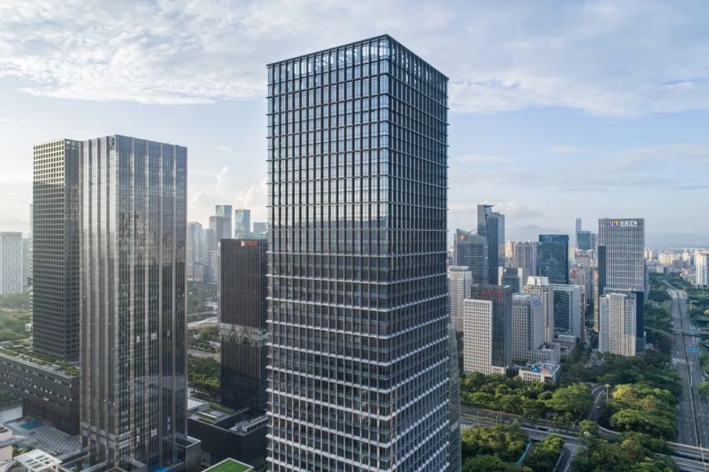 非常建筑的首个超高层项目深圳广电金融中心大厦