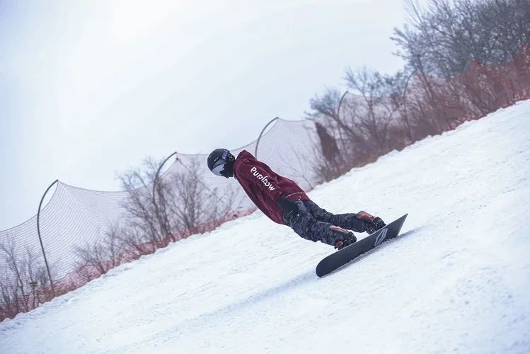 汾阳金庄山水源滑雪场家门口的滑雪场元旦开滑￥399元3小时门票雪具